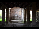 05559 ostia - regio iii - insula ii - sacello delle tre navate (iii,ii,12) - blick in das heiligtum.jpg